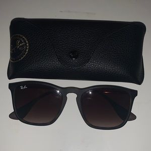 Ray-Ban Chris Sunglasses